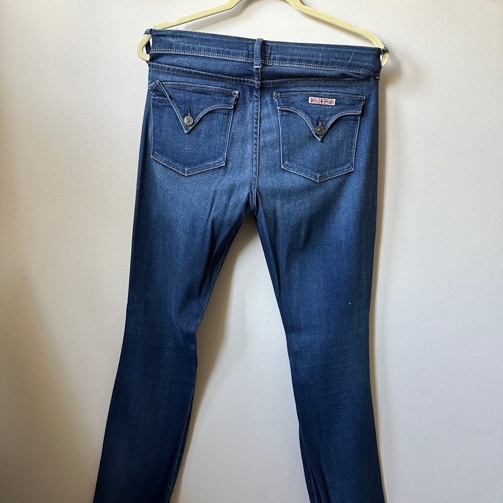 Hudson straight leg size 29 jeans. Worn handful times, excellent condition